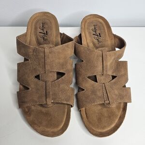 Vintage 7 Eight Light Brown Sandals